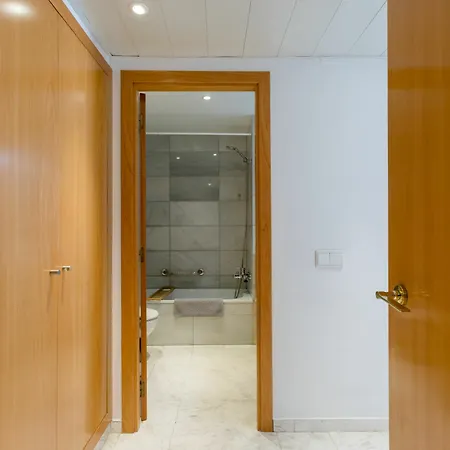Unique - Stylish Seafront Duplex Apartment Barcelona