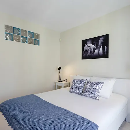 Unique - Stylish Seafront Duplex * Barcelona