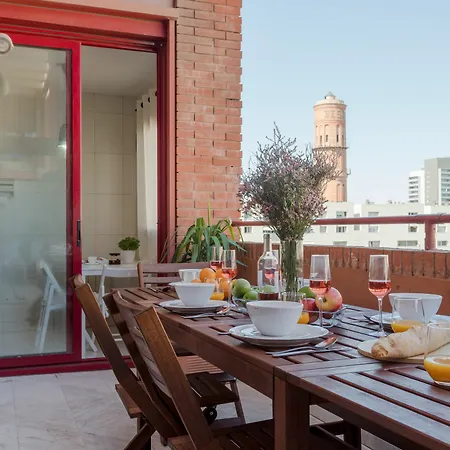 Unique - Stylish Seafront Duplex Apartment Barcelona