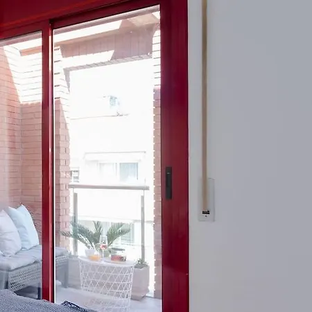 Unique - Stylish Seafront Duplex *